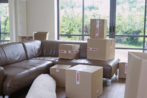 Final resolution step in a storage complaints process
